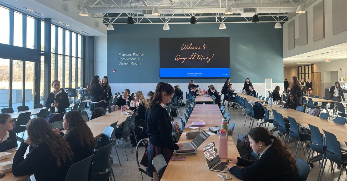 Gwynedd Mercy Multipurpose Room with a Video Wall installed by BSGI